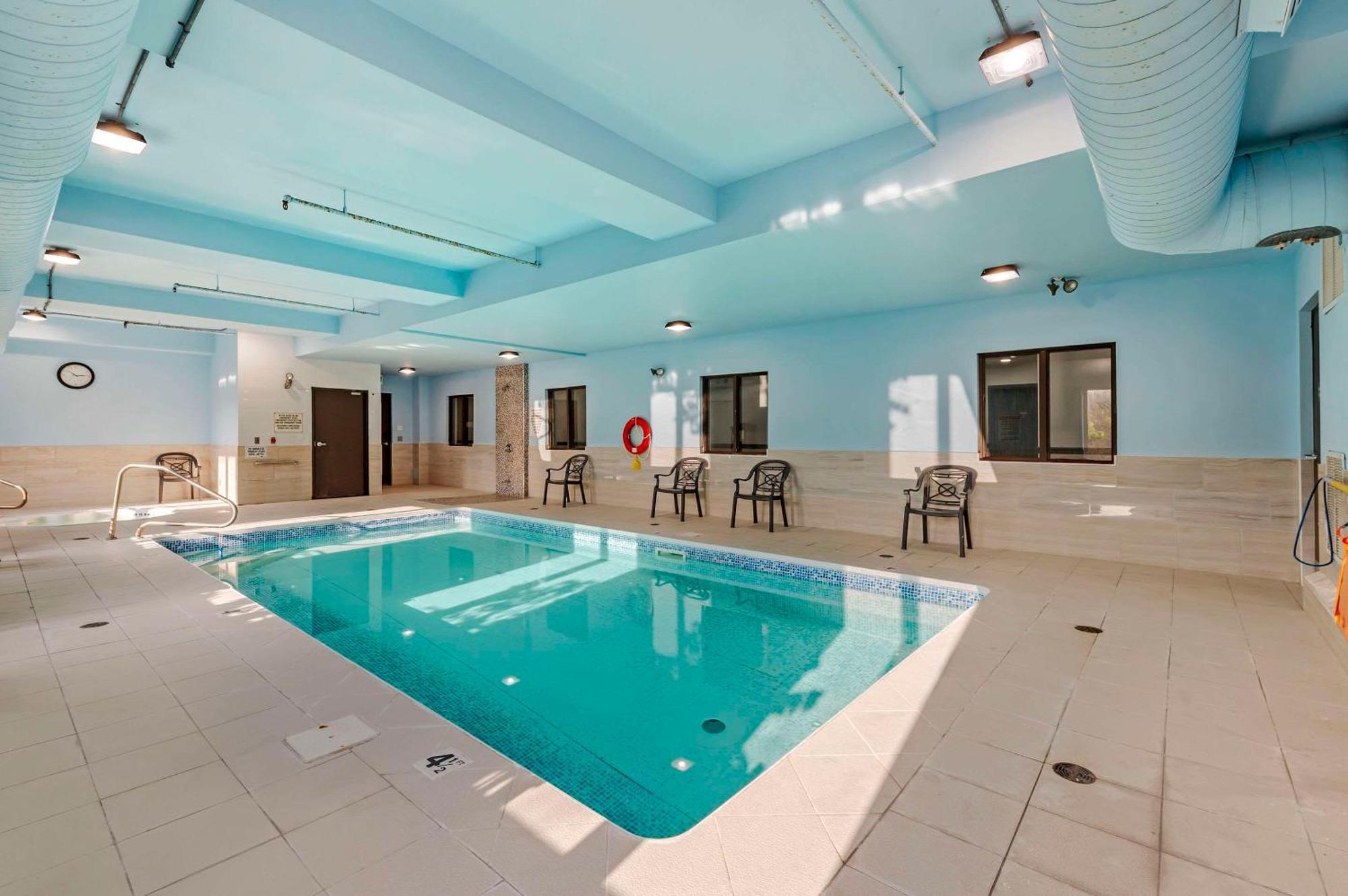 Quality Inn Оттава Экстерьер фото