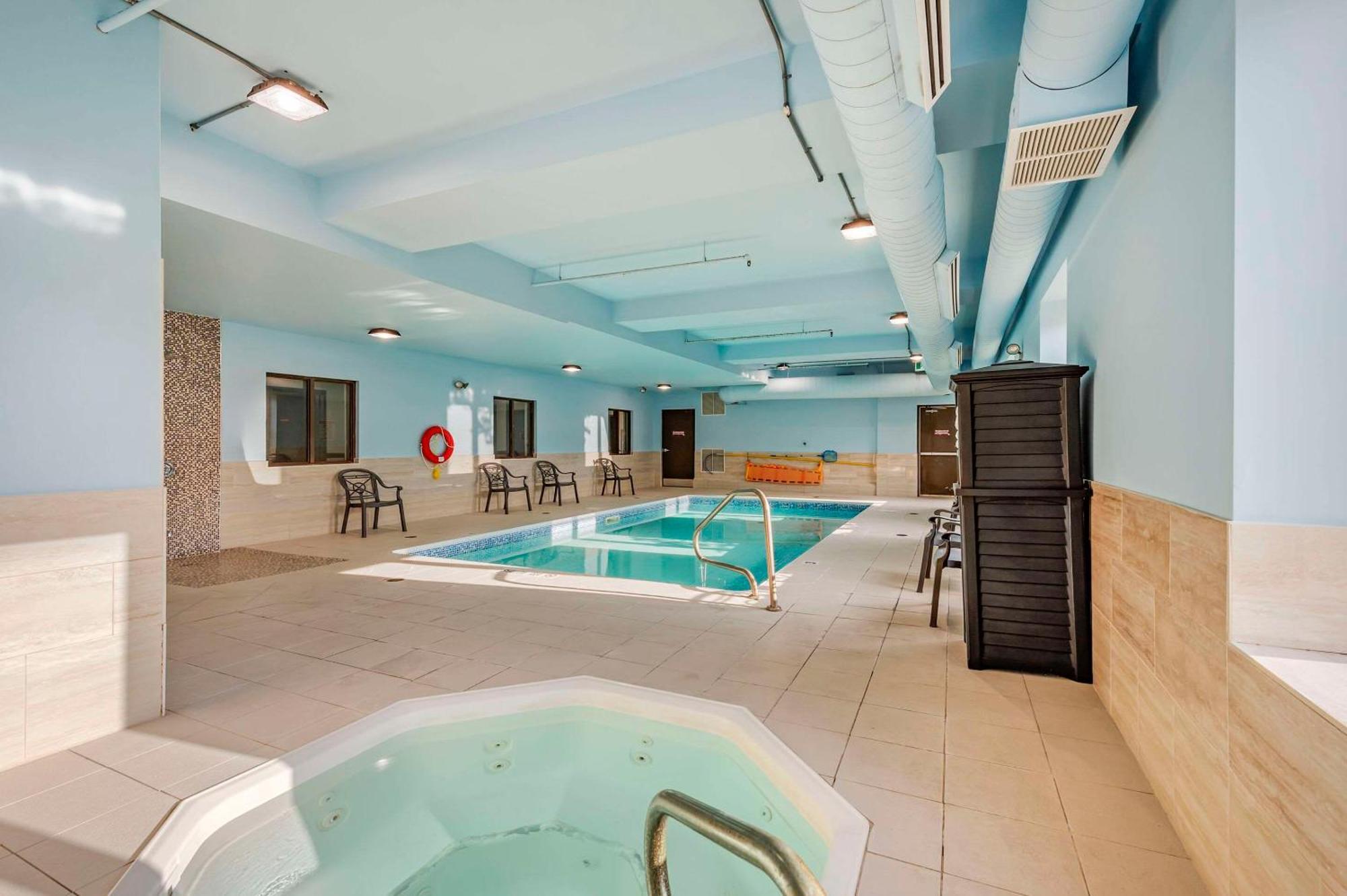 Quality Inn Оттава Экстерьер фото