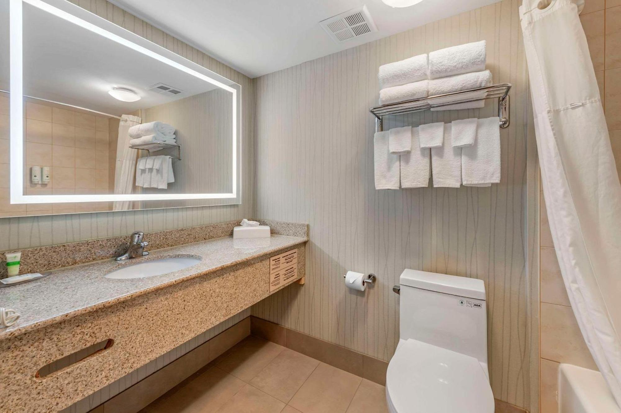 Quality Inn Оттава Экстерьер фото